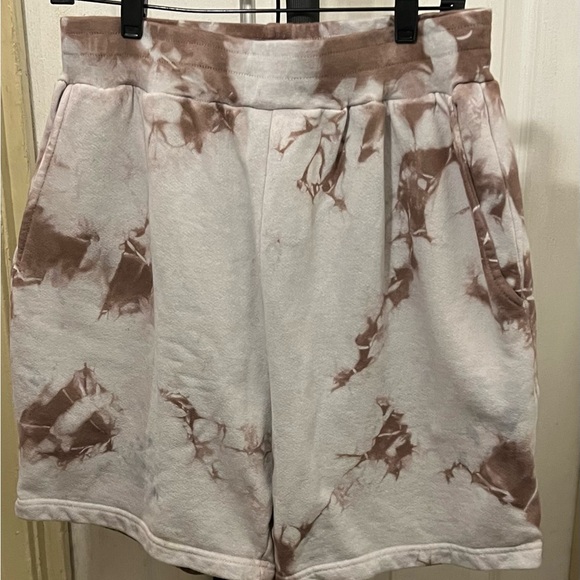 Chinatown Market tie dye shorts - Picture 2 of 5